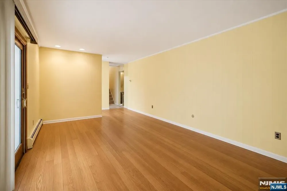 42 Aberdeen Avenue Wayne, NJ 07470