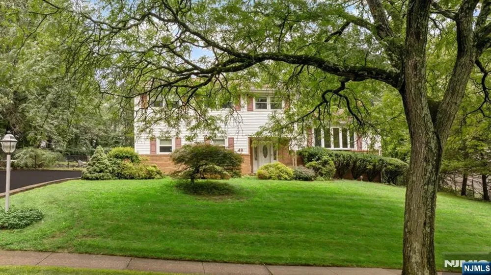 42 Aberdeen Avenue Wayne, NJ 07470