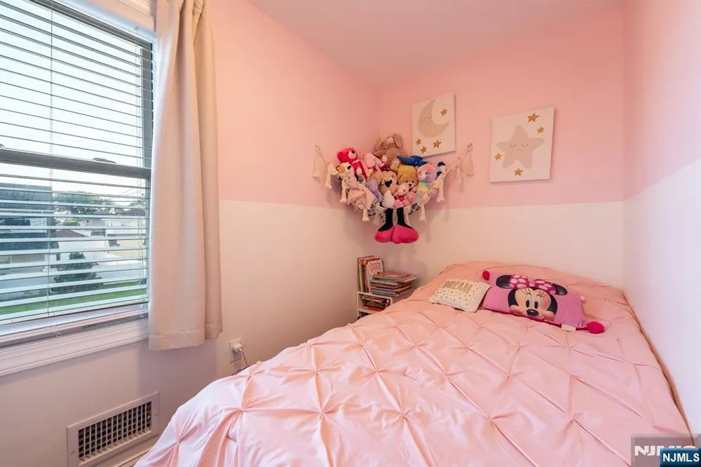 340 Simons Avenue Hackensack, NJ 07601