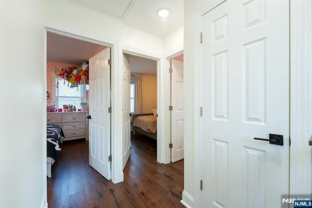 340 Simons Avenue Hackensack, NJ 07601