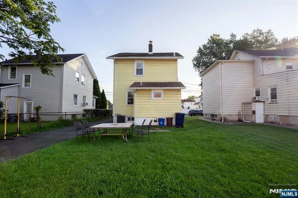 340 Simons Avenue Hackensack, NJ 07601