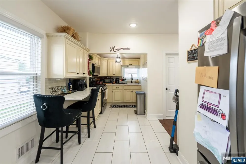 340 Simons Avenue Hackensack, NJ 07601