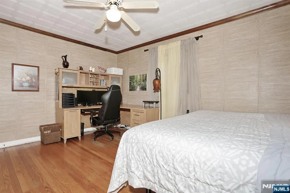 12 Margaret Court Fair Lawn, NJ 07410