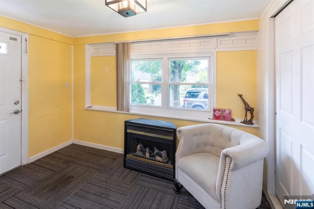 1161 Anna Street Teaneck, NJ 07666