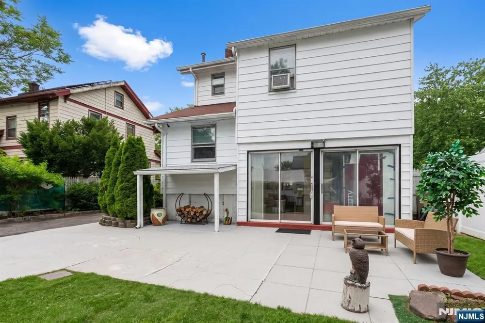 1161 Anna Street Teaneck, NJ 07666