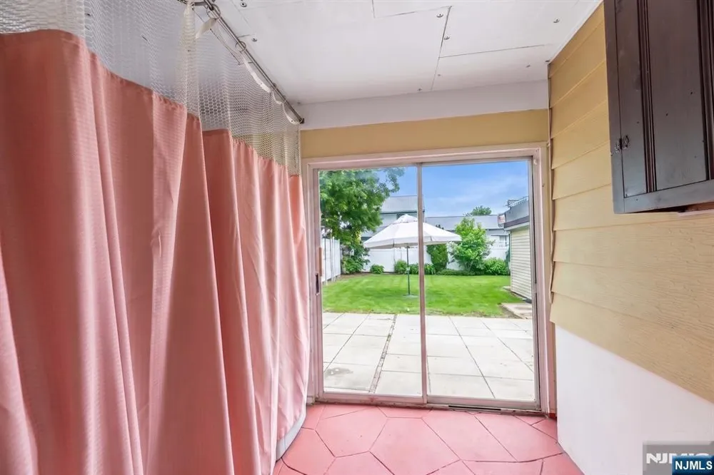 1161 Anna Street Teaneck, NJ 07666