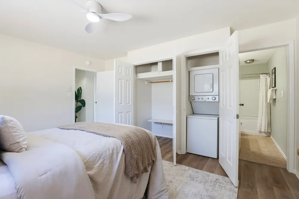 1919 American Drive #C103 Lago Vista, TX 78645