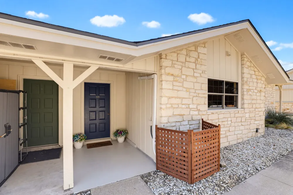 1919 American Drive #C103 Lago Vista, TX 78645