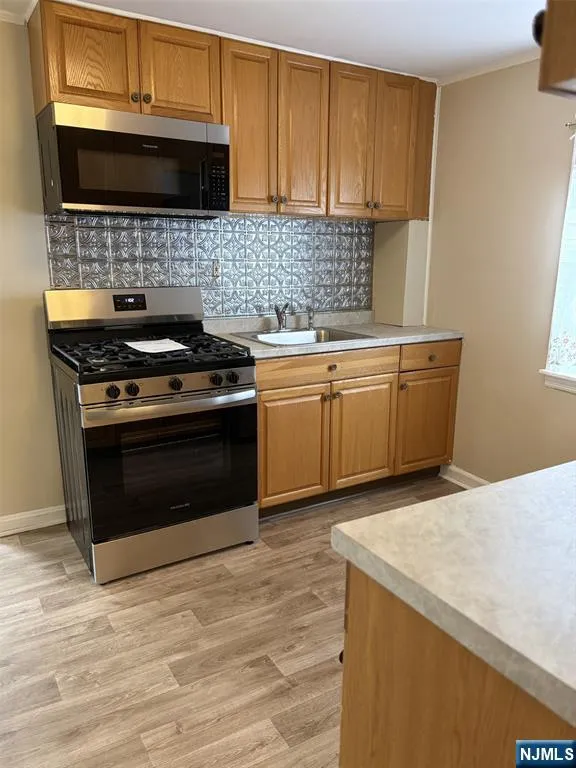 209 Boulevard Hasbrouck Heights, NJ 07604