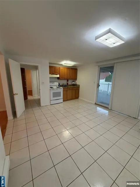 268 Orient Way