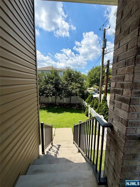 344 2nd Avenue Lyndhurst, NJ 07071