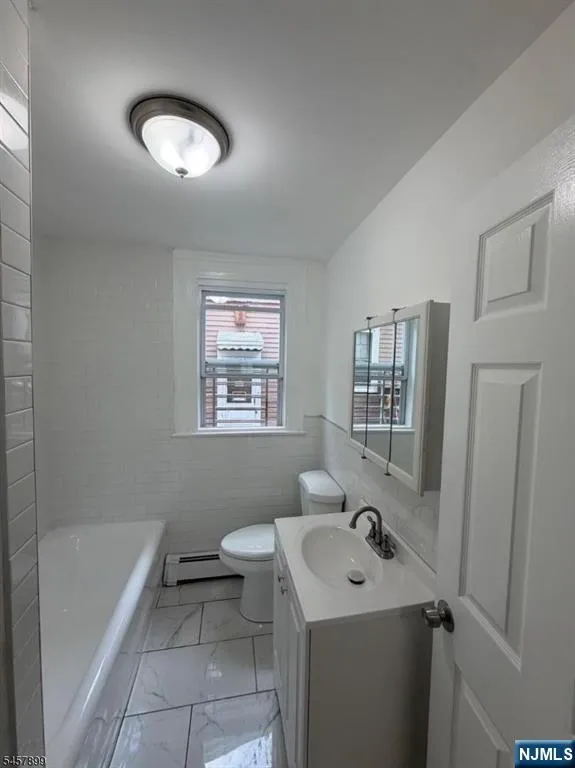 91 Lyons Avenue Newark, NJ 07112
