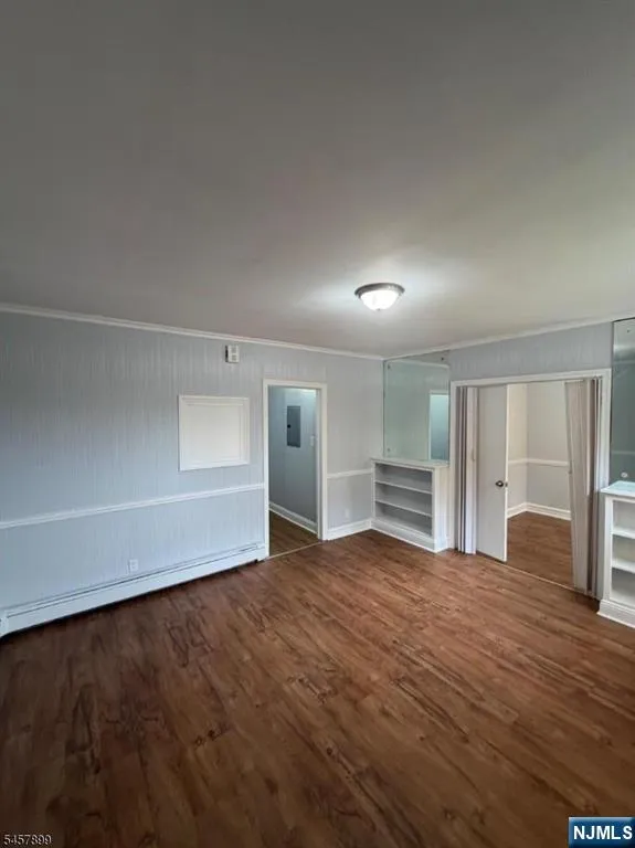 91 Lyons Avenue Newark, NJ 07112