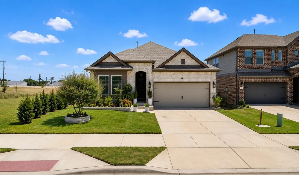 102 Camelia Street Garland, TX 75043
