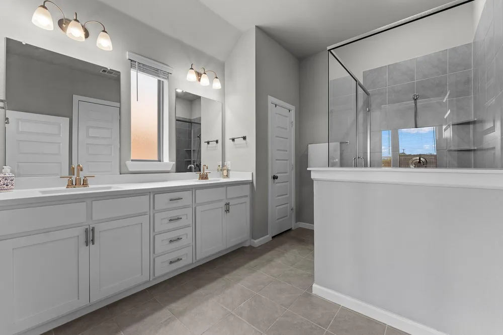102 Camelia Street Garland, TX 75043