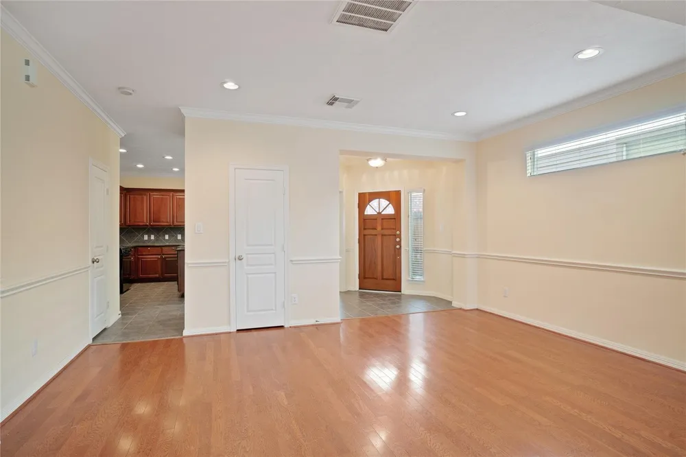 5420 Petty Street Houston, TX 77007