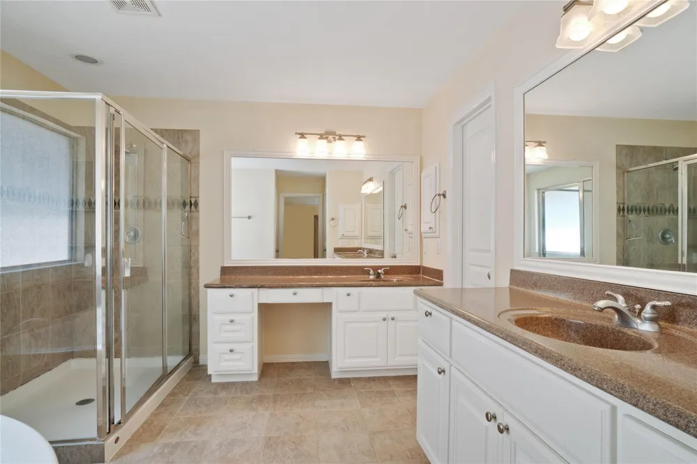 5420 Petty Street Houston, TX 77007