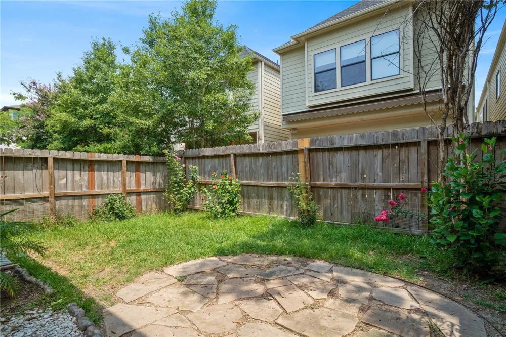 5420 Petty Street Houston, TX 77007