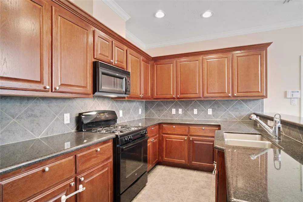 5420 Petty Street Houston, TX 77007
