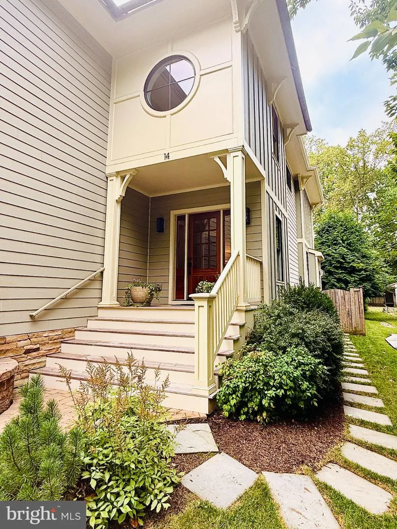 14 HULL AVENUE Annapolis, MD 21403