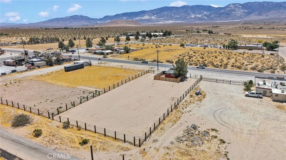 32838 Old Woman Springs Lucerne Valley, CA 92356