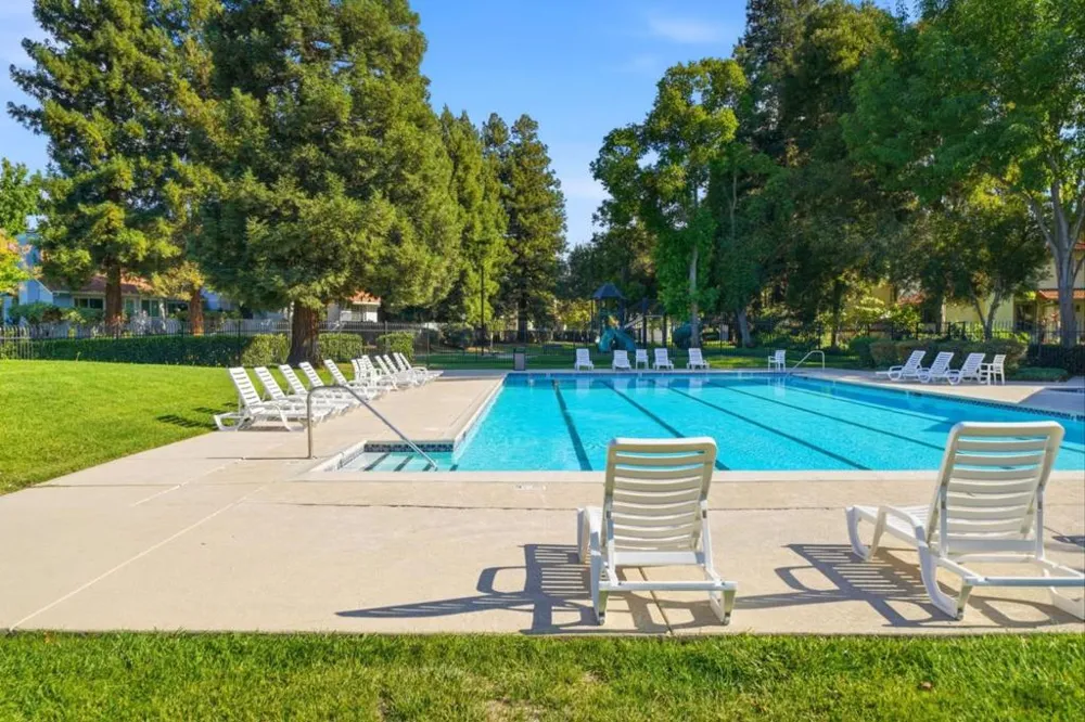 4671 Laurie #101 Livermore, CA 94550