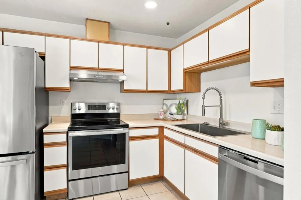 4671 Laurie #101 Livermore, CA 94550