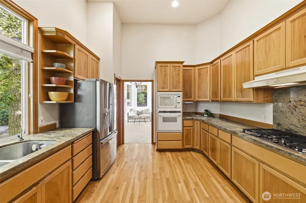11033 169th Place NE Redmond, WA 98052