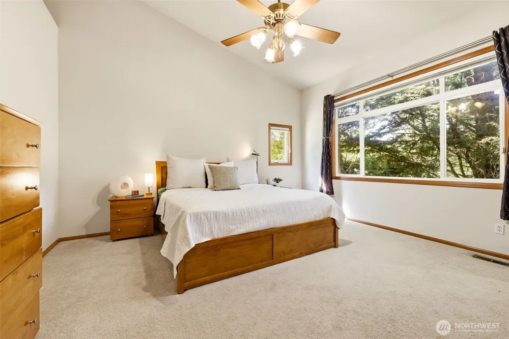 11033 169th Place NE Redmond, WA 98052