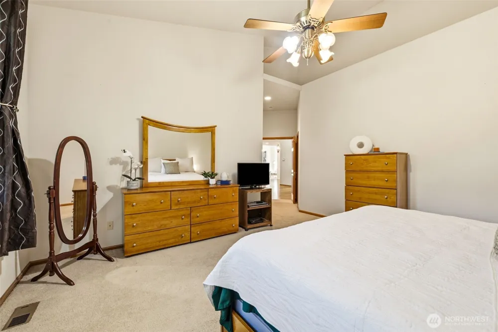 11033 169th Place NE Redmond, WA 98052