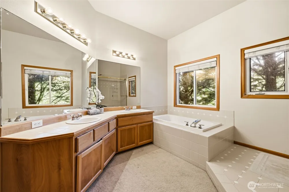 11033 169th Place NE Redmond, WA 98052