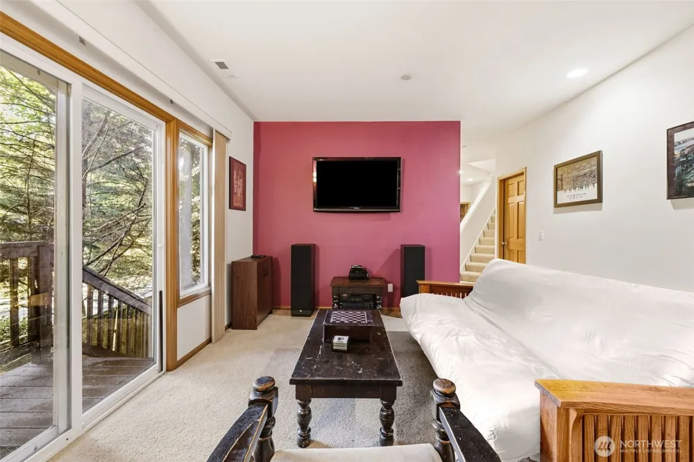 11033 169th Place NE Redmond, WA 98052