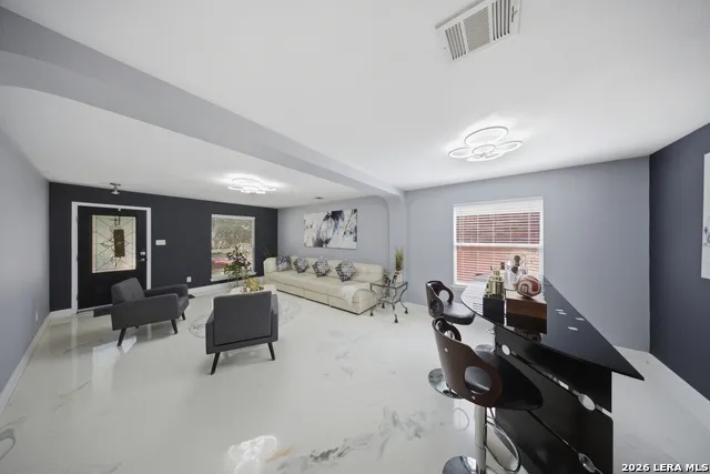 9007 Lilac Hl Universal City, TX 78148