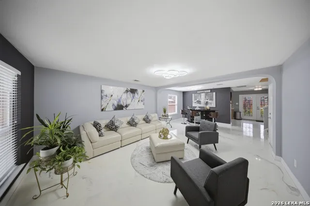 9007 Lilac Hl Universal City, TX 78148