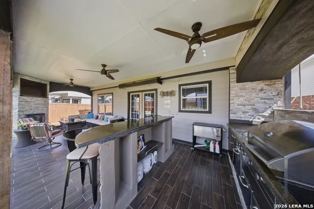 9007 Lilac Hl Universal City, TX 78148