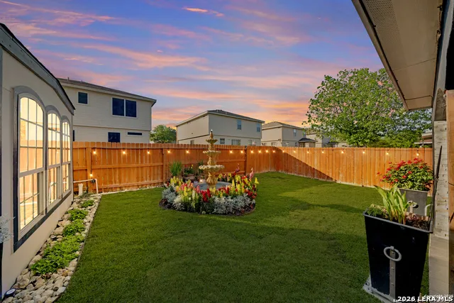 9007 Lilac Hl Universal City, TX 78148