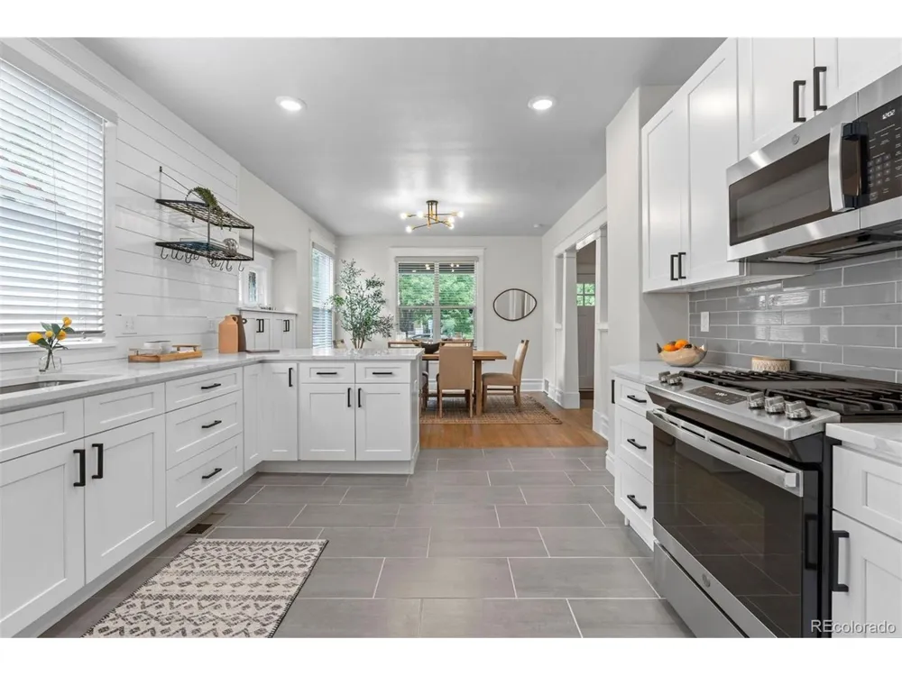 2940 Grove Street Denver, CO 80211