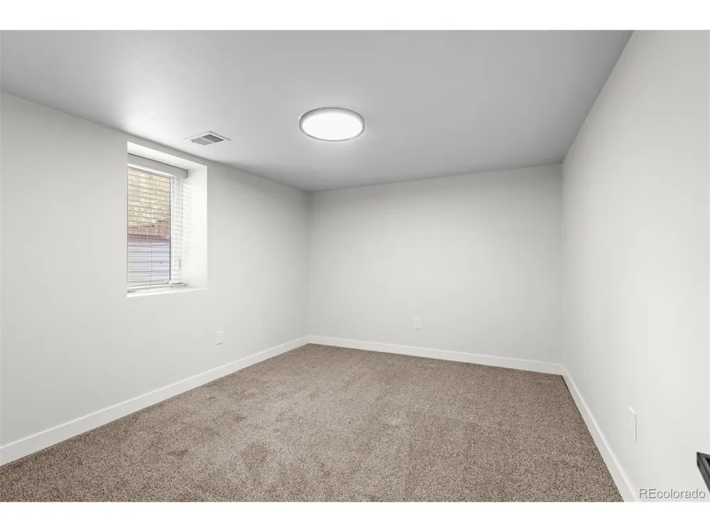2940 Grove Street Denver, CO 80211