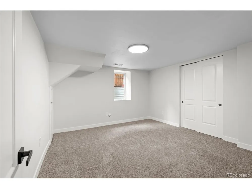 2940 Grove Street Denver, CO 80211