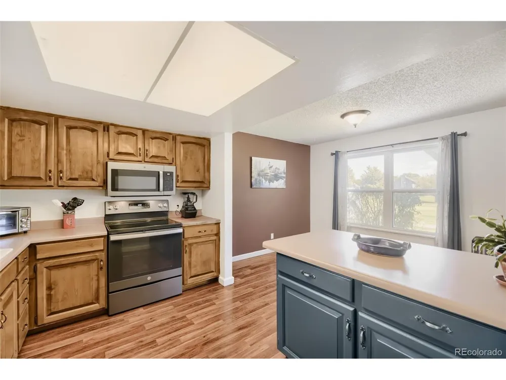 2446 S Vaughn Way #C Aurora, CO 80014