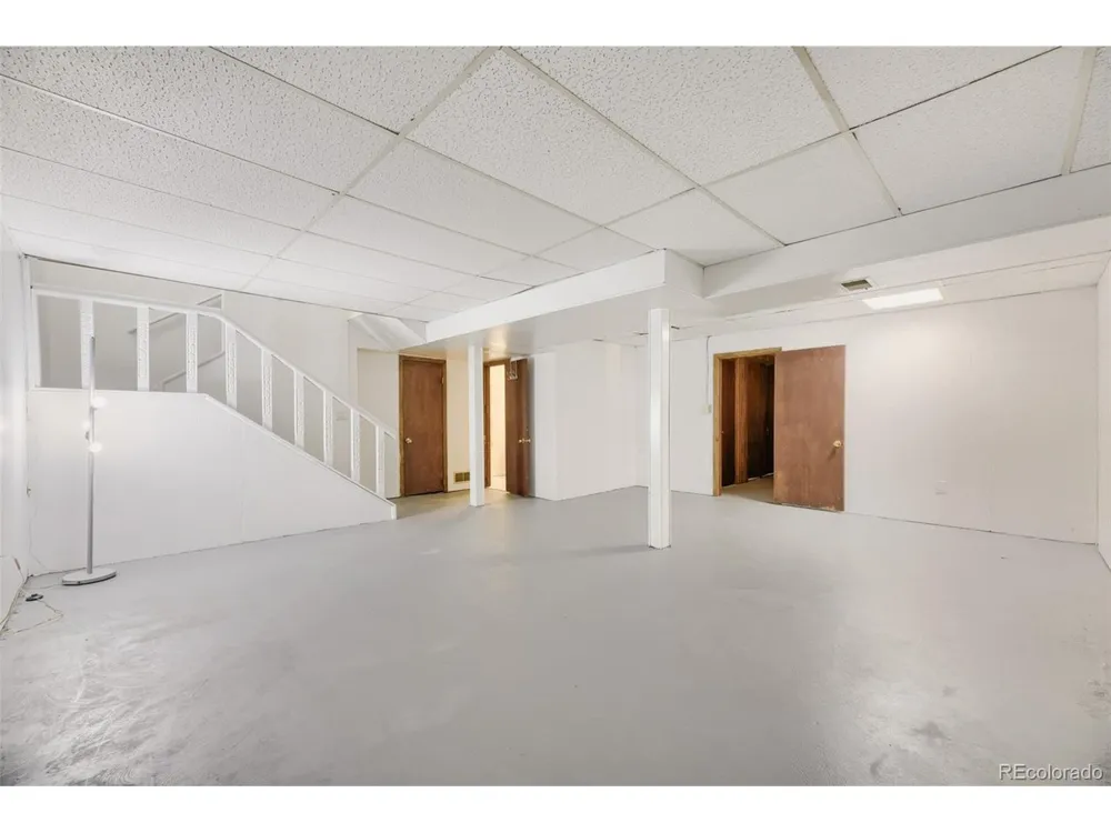 2446 S Vaughn Way #C Aurora, CO 80014