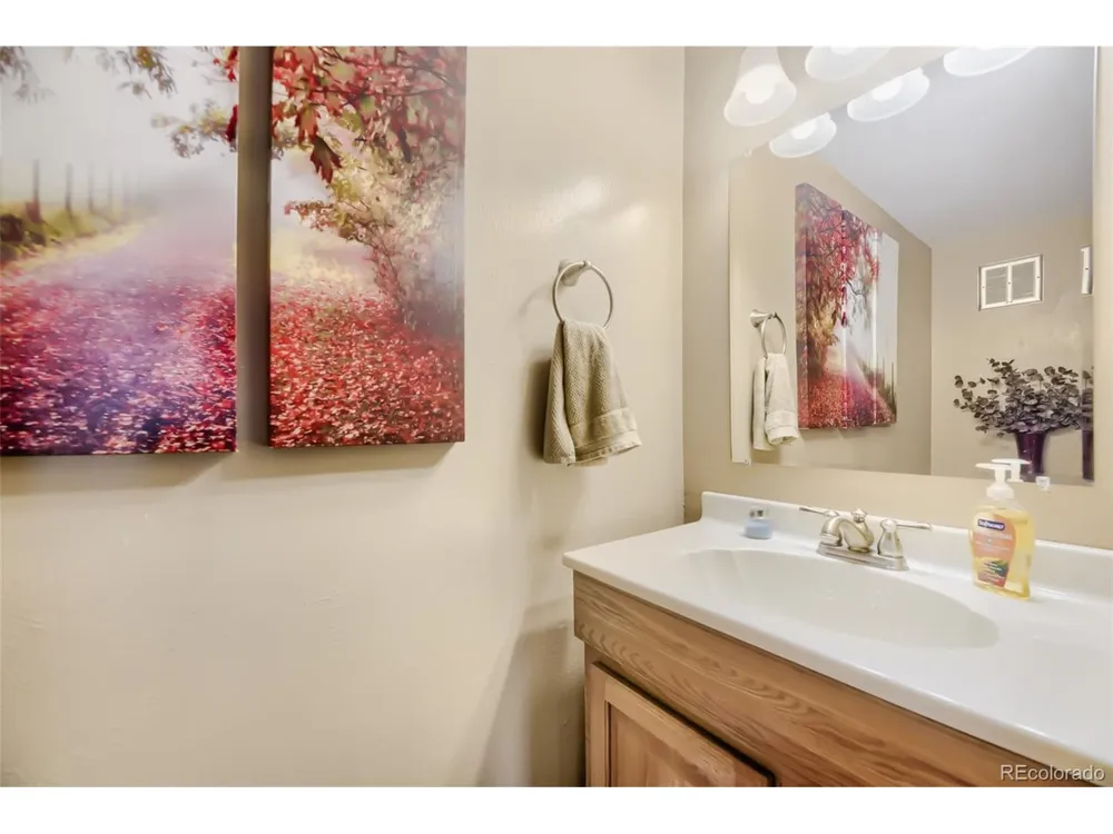 2446 S Vaughn Way #C Aurora, CO 80014