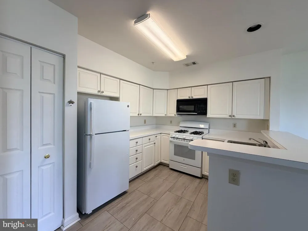306 GATEHOUSE LANE #I Odenton, MD 21113