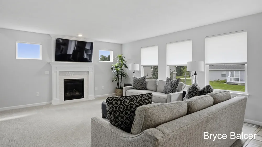 5953 Marblehead Drive NE Belmont, MI 49306