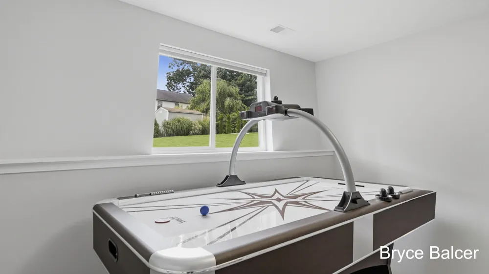 5953 Marblehead Drive NE Belmont, MI 49306
