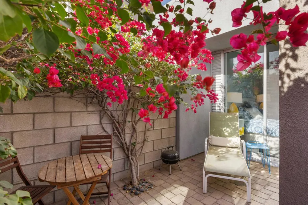 3538 Foothill Avenue Palm Springs, CA 92262