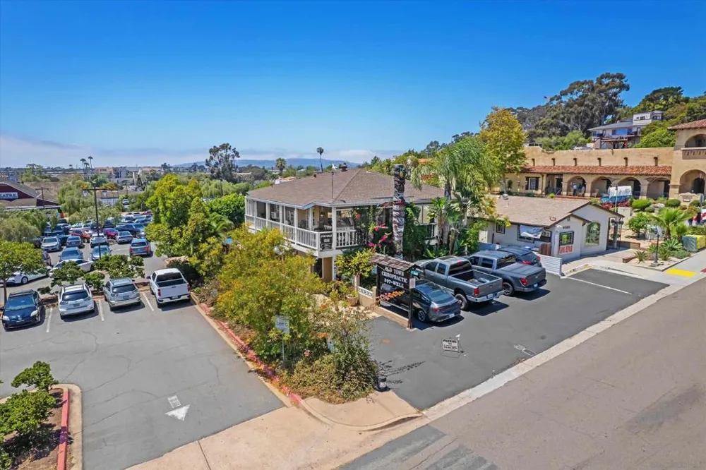 4062 Harney St San Diego, CA 92110