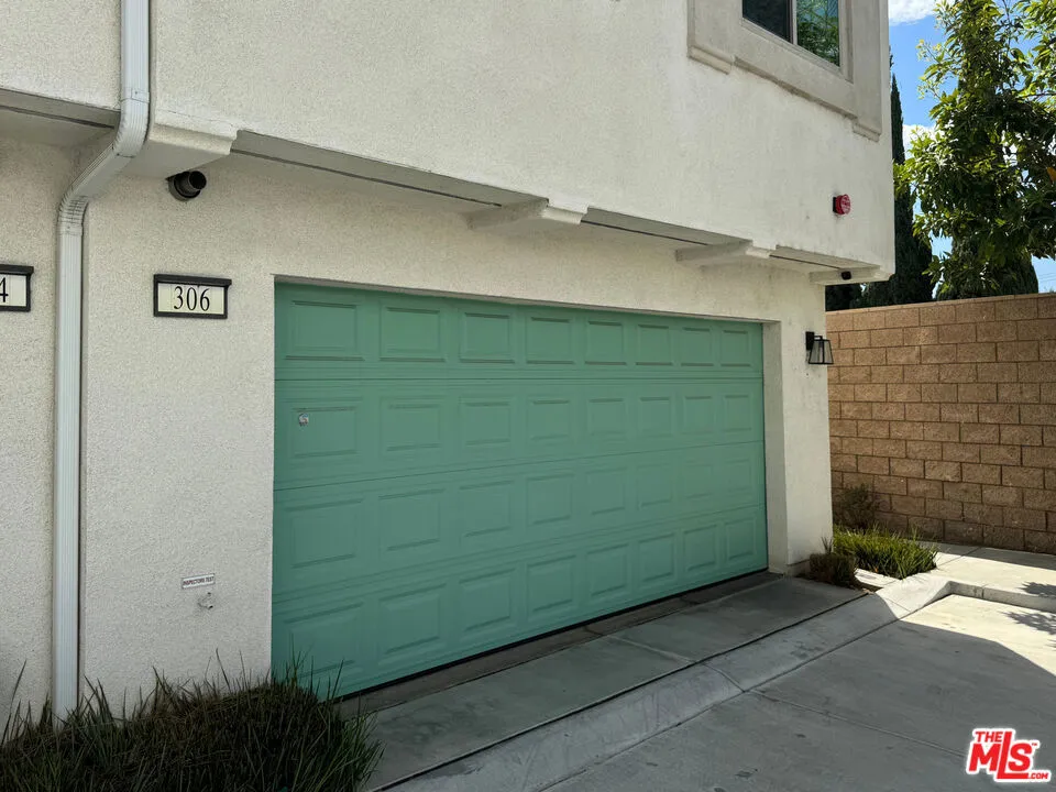 306 S Derek Lane La Habra, CA 90631