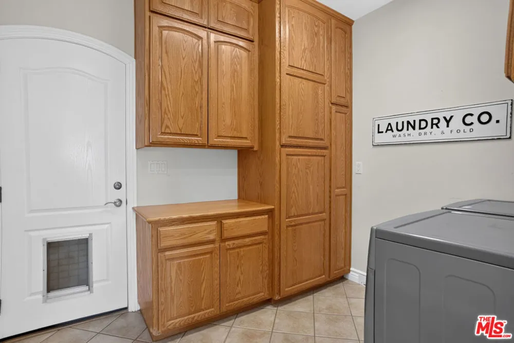 5713 Bulford Place Lancaster, CA 93536