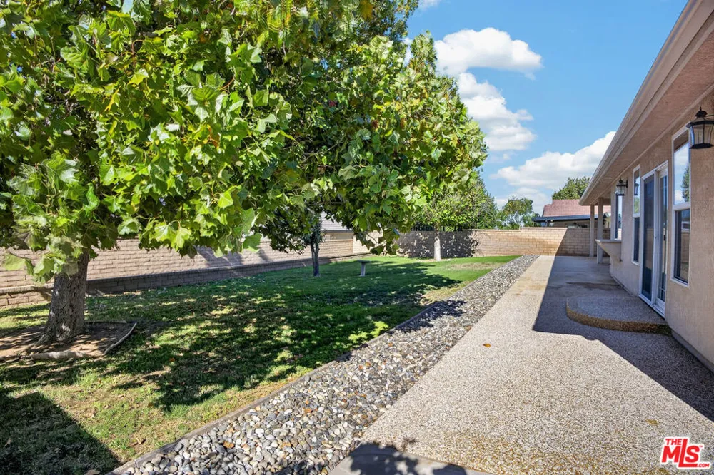 5713 Bulford Place Lancaster, CA 93536